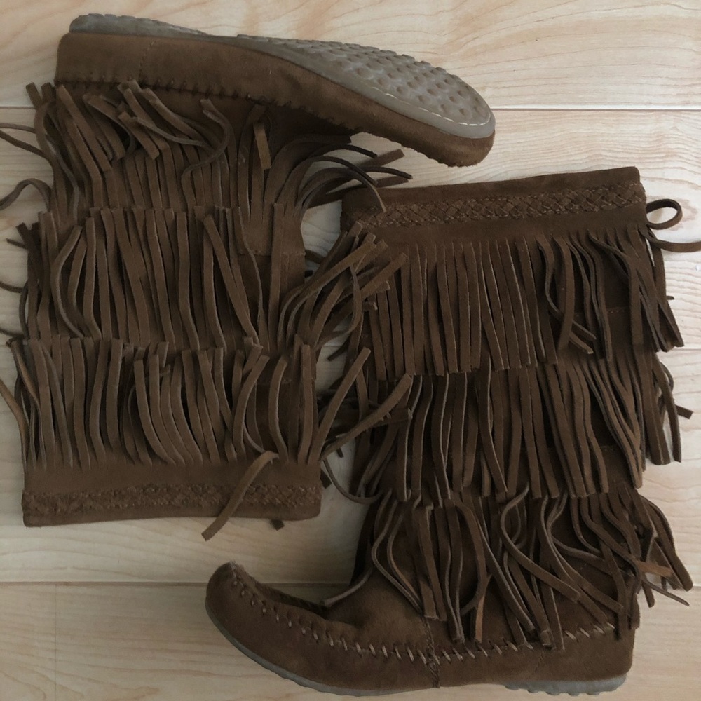 Minnetonka Suede Fringe Boots